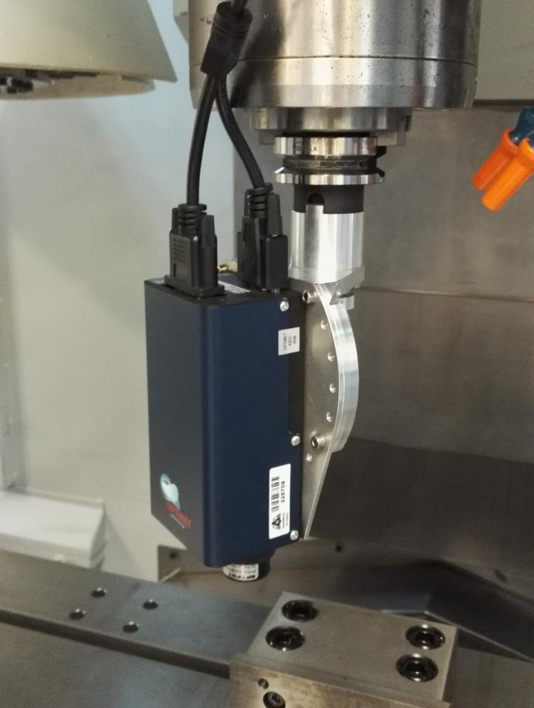 Conoscopic holography sensor installed on a Machining Centre